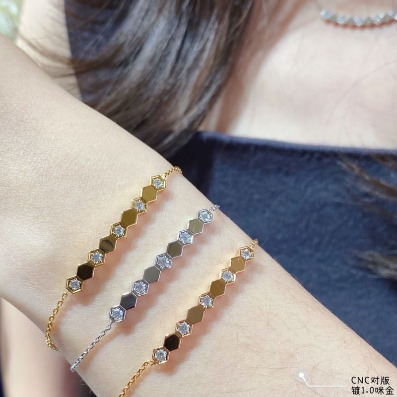 CHAUMET